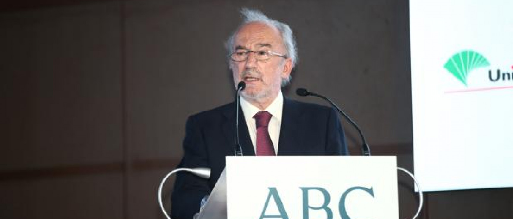 Santiago Muñoz Machado, director de la Real Academia Española y presidente del jurado de los Cavia (foto: Jaime García, ABC)