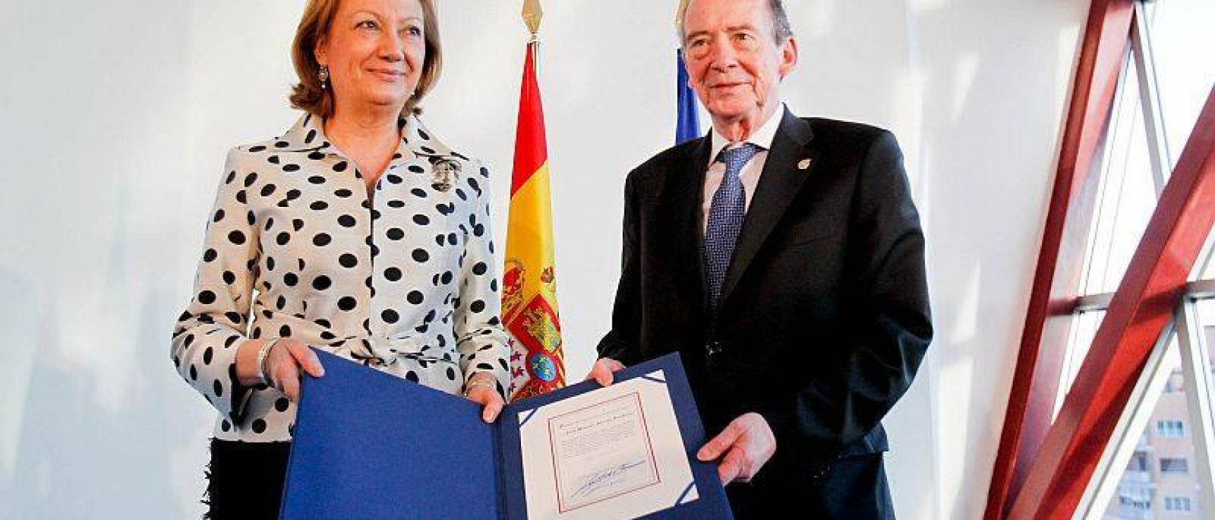 José Manuel Blecua y Luisa Fernanda Rudi, presidenta de Aragón. Foto de «El Periódico de Aragón».
