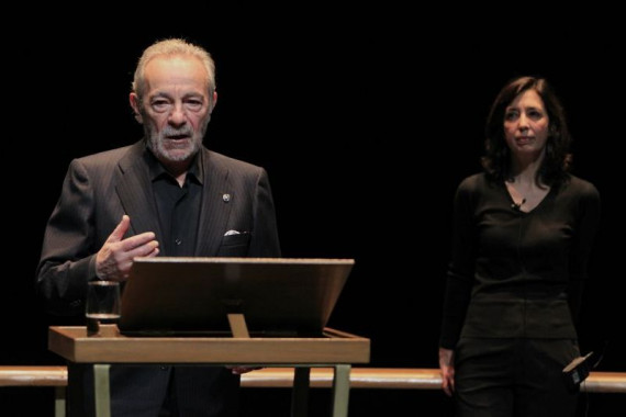 José Luis Gómez e Inés Fernández-Ordóñez durante la representación del «Cantar de Mio Cid».