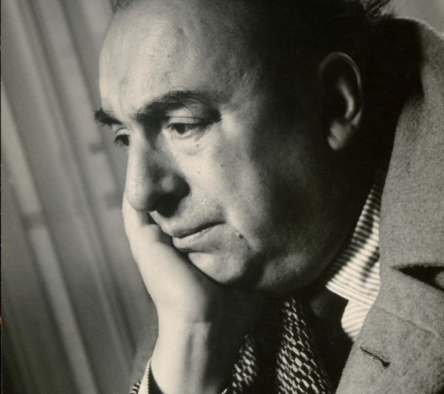 Pablo Neruda, por Annemarie Heinrich.