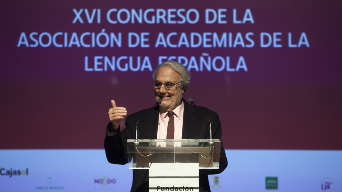 Manuel Gutiérrez Aragón en el XVI Congreso de la ASALE