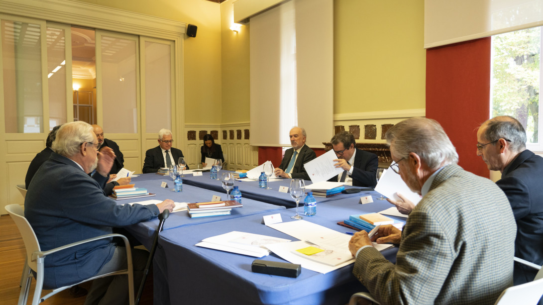 Reunión de la Comisión de Publicaciones de la ASALE en Burgos