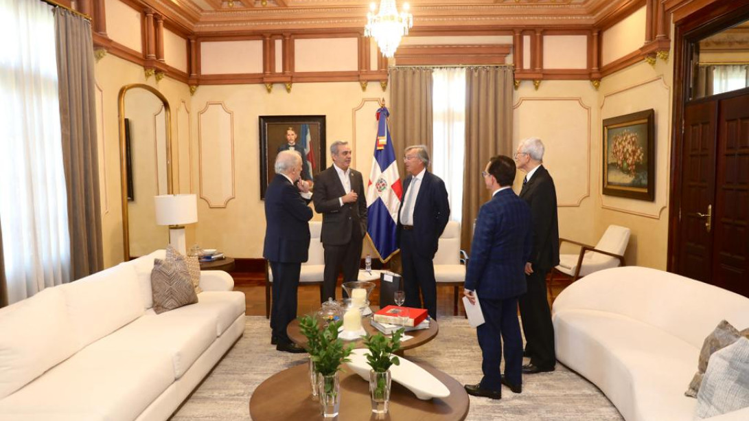 Reunión con el Presidente de la República Dominicana, Luis Abinader