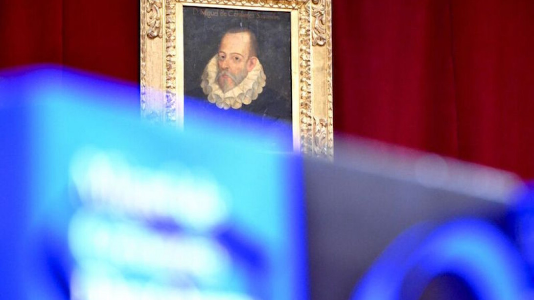 Retrato apócrifo de Cervantes preside el salón de actos de la RAE.