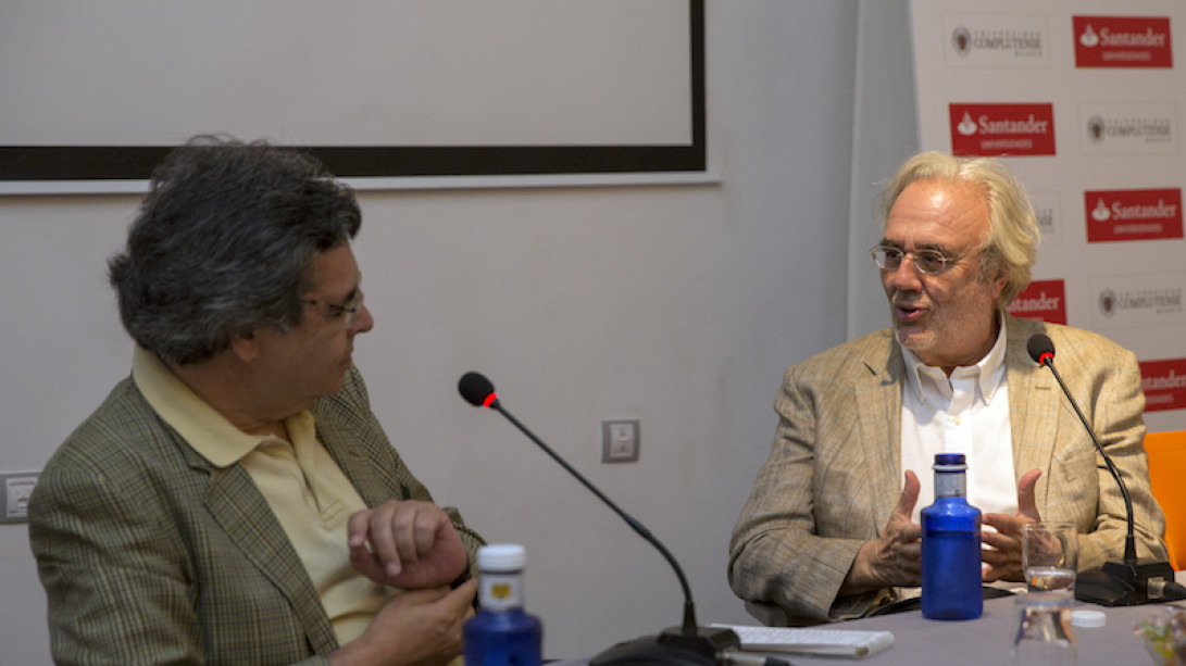 Manuel Gutiérrez Aragón entrevistado por Manuel Hidalgo.