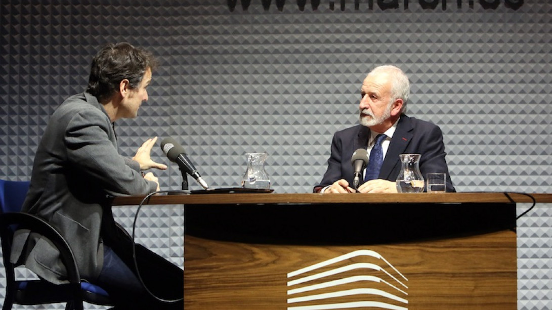 Salvador Gutiérrez Ordóñez, entrevistado por Íñigo Alfonso. Foto: Carmen Botán, Fundación March.