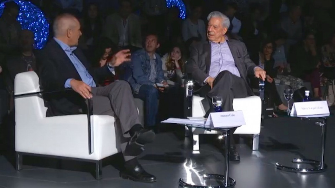Mario Vargas Llosa en la entrevista con Antonio Caño, director de «El País».