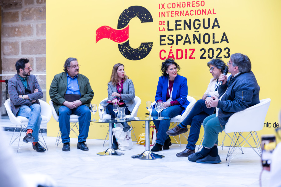 Casa de Iberoamérica - El periodismo y la literatura - © Foto Antonio Montiel