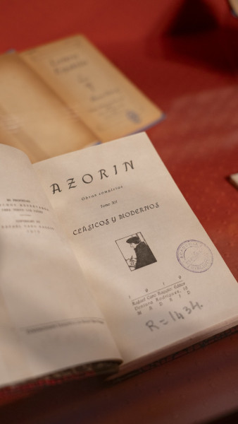 «Azorín. El maestro en el dintel»: muestra organizada por la Biblioteca y el Archivo de la RAE